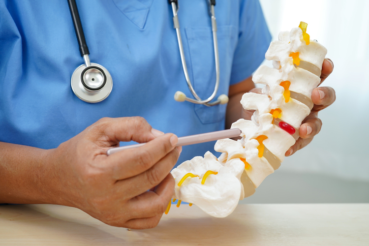 perla-senior-snagov-camin-de-batrani-bucuresti-osteoporoza-varstnici